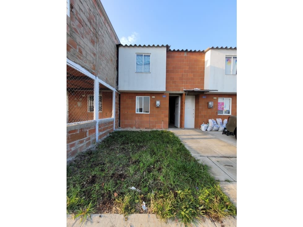 CASA VEHICULAR EN VENTA, BARRIO MANZANARES - POBLADO CAMPESTRE - 1