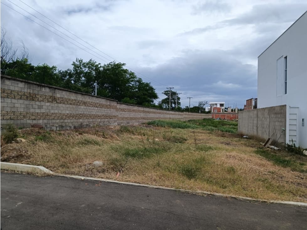 LOTE EN VENTA SECTOR LOMITAS VILLA DEL ROSARIO - 1