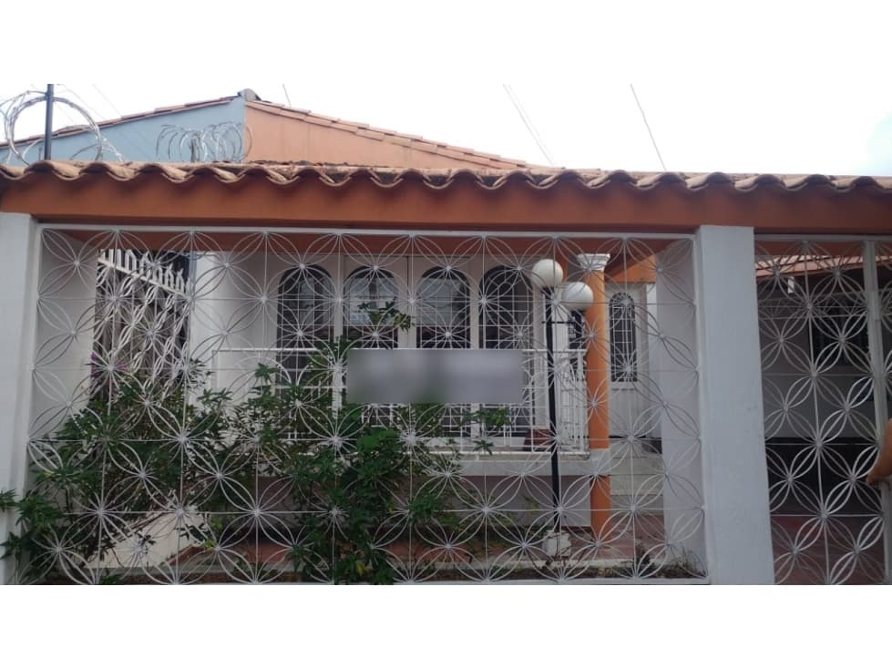 CASA EN VENTA QUINTA ORIENTAL - 1