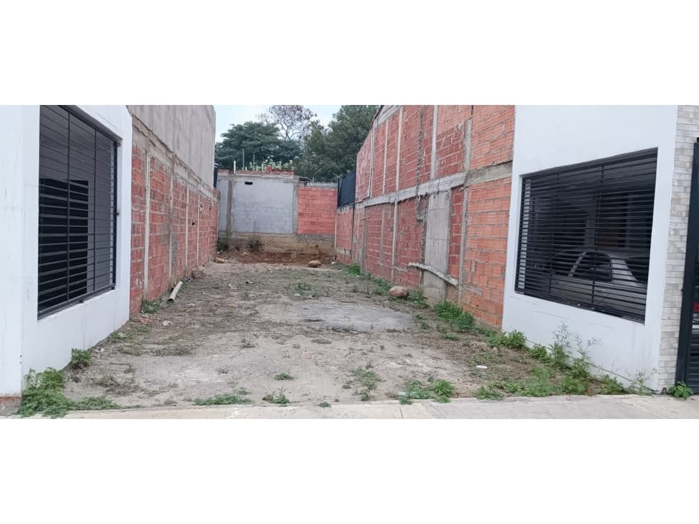 LOTE EN VENTA URBANIZACIÓN LOMITAS VILLA DEL ROSARIO - 1