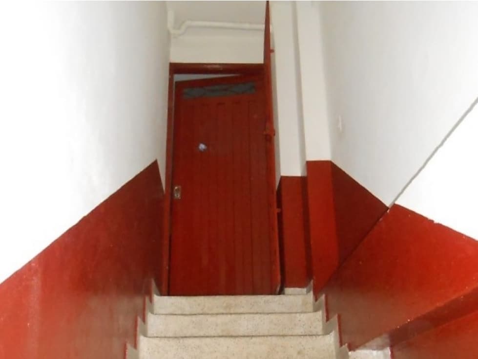 SE ARRIENDA BODEGA BARRIO CARIBE 140 M2 - 1