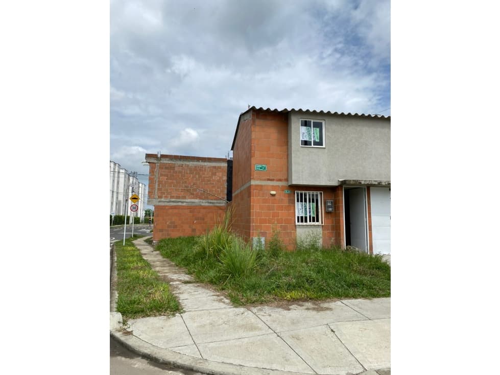 VENDE CASA PATIO VERDE CANDELARIA - 1