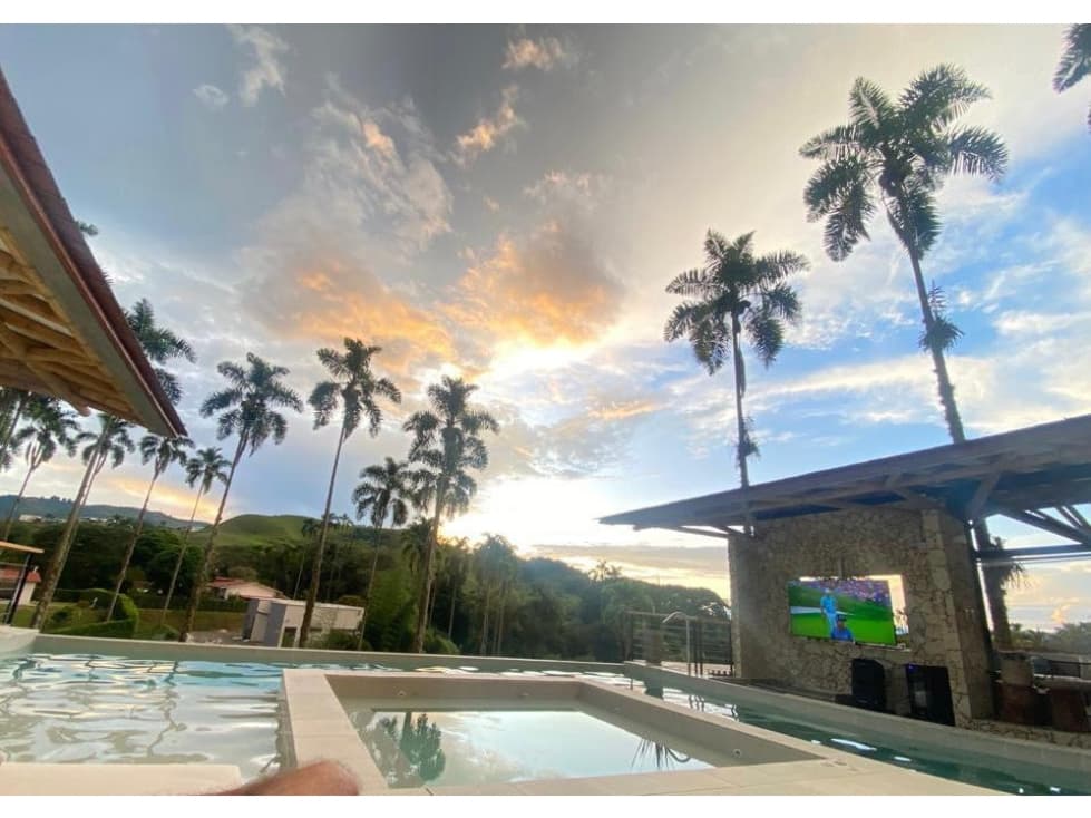 ESPECTACULAR CASA CAMPESTRE EN ALQUILER, CAP 16 PAX - 1