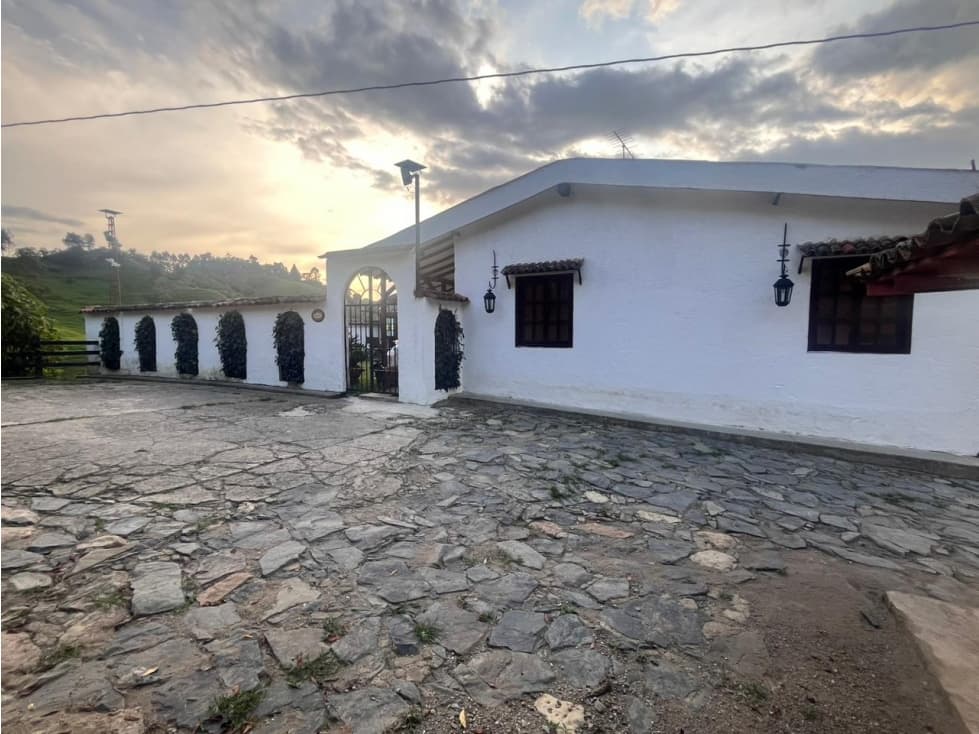 FINCA TURÍSTICA SALAMINA SECTOR LA PALMA CAP 12 PAX - 1