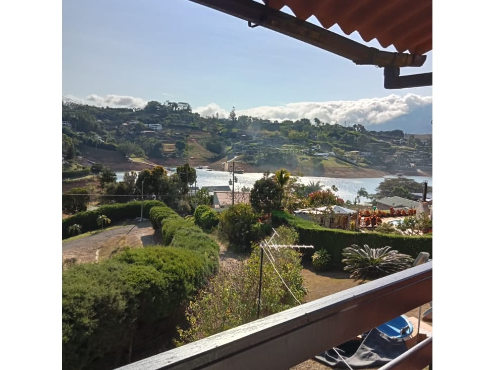 ALQUILO CABAÑA EN EL LAGO CALIMA - 9 PERSONAS - 1