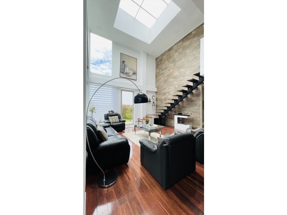 Casa Campestre en Venta, Sector Altos del Escobero - 1