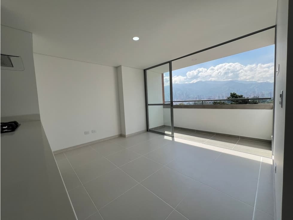 Hermoso apartamento en Suramerica - 1