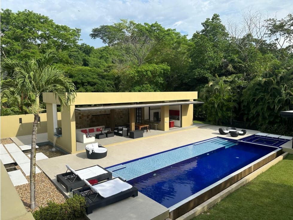 ARRIENDO CASA MESA DE YEGUAS - AMW 50. 4 CUARTOS - 1