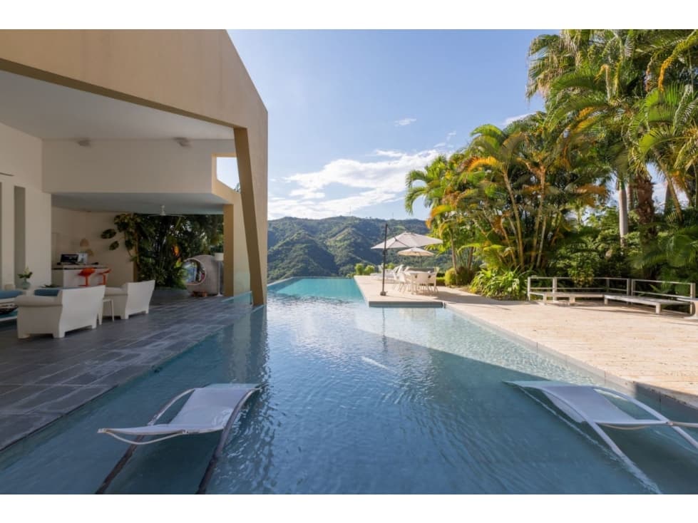 CASA ARRIENDO AMV 04. 4 CUARTOS. AC - 1