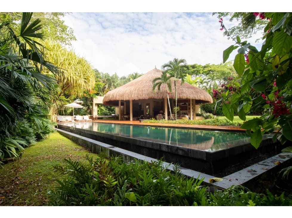 ARRIENDO CASA AMY 06. 5 CUARTOS - 1