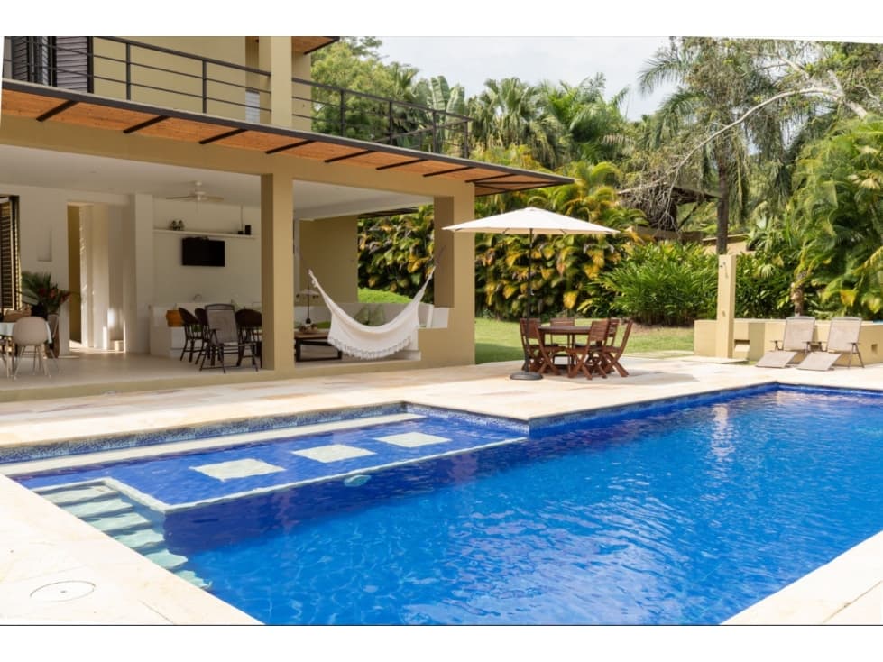 ARRIENDO CASA AMY 10. 4 CUARTOS - 1