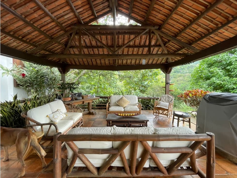 SE VENDE HERMOSA FINCA EN LA MESA 11 HECTAREAS - 1