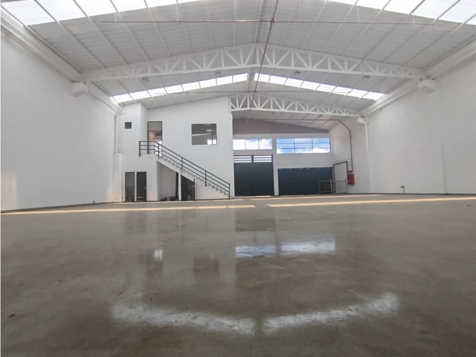 BODEGA INDUSTRIAL EN ARRIENDO, TUNJA BOYACÁ - 1