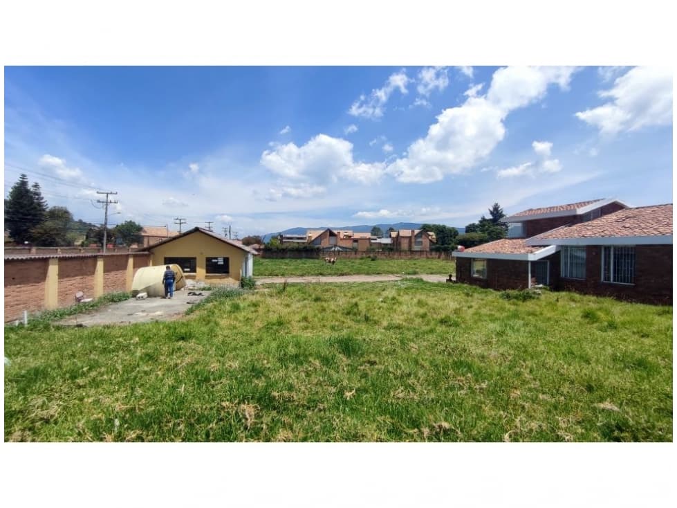 LOTE O CASALOTE EN VENTA, SECTOR SAN JOSE DE BAVARIA, SUBA - 1