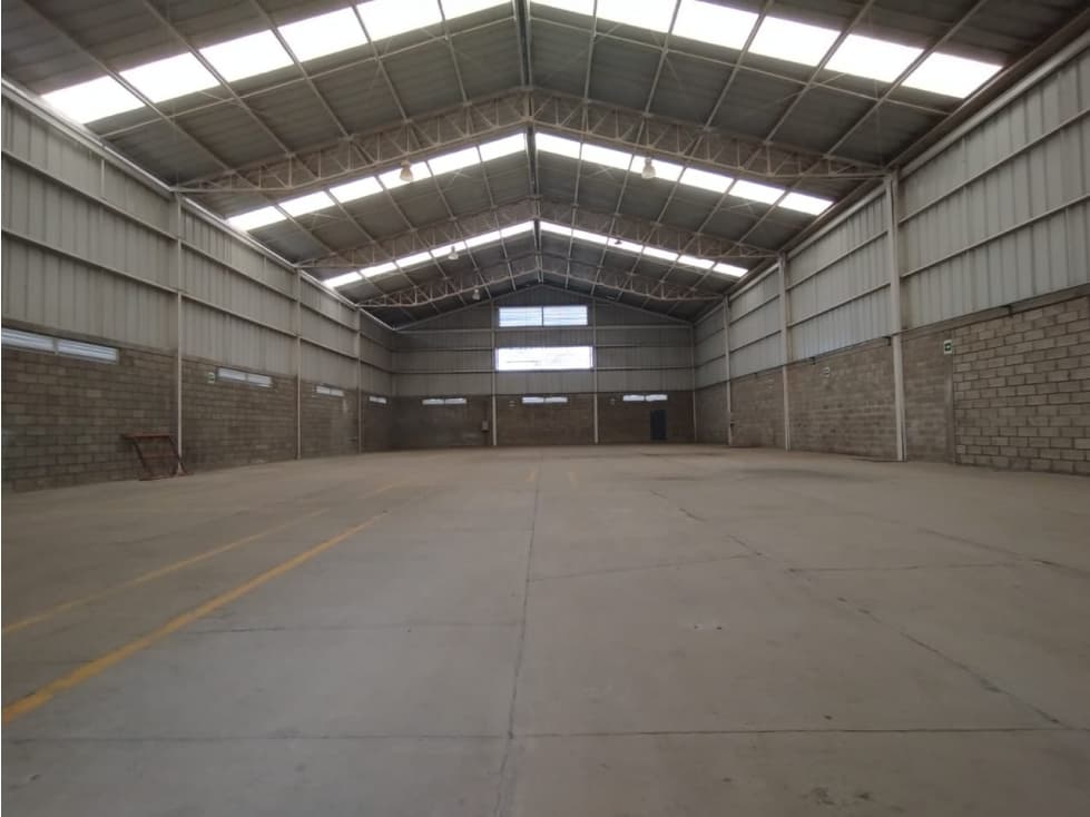 BODEGA LOGISTICA EN ARRIENDO SANTA MARTA - 1