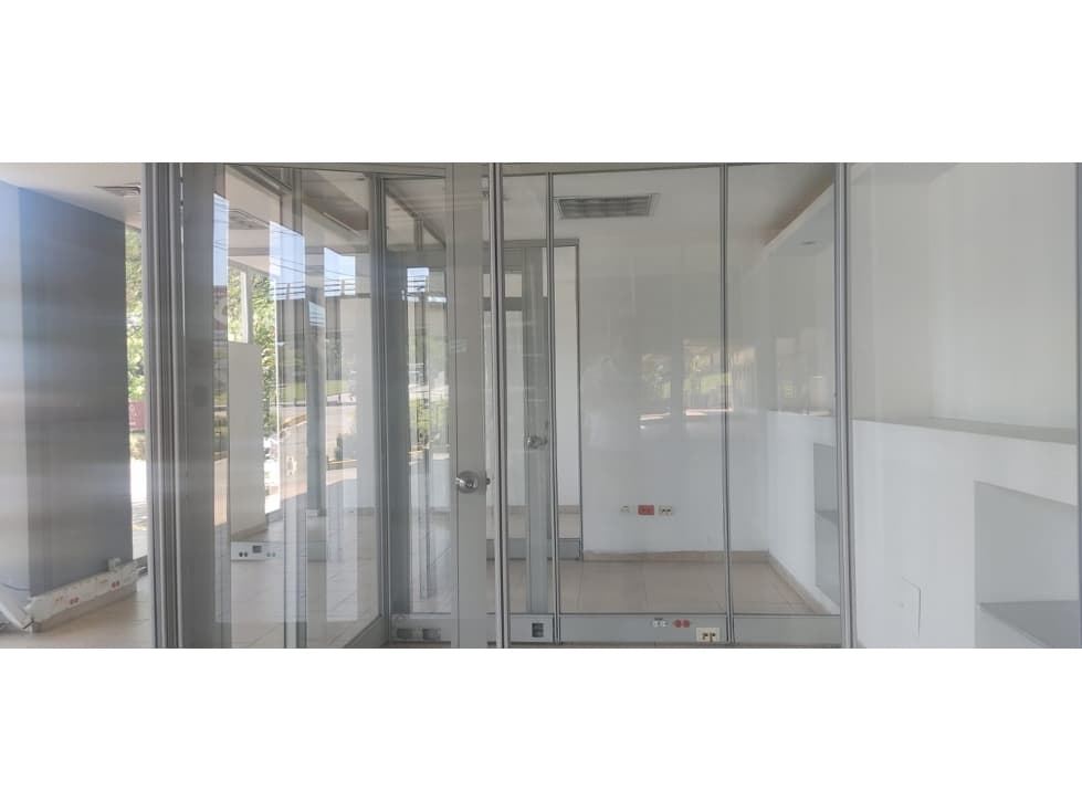 LOCAL U OFICINA EN ARRIENDO VILLAVICENCIO - 1