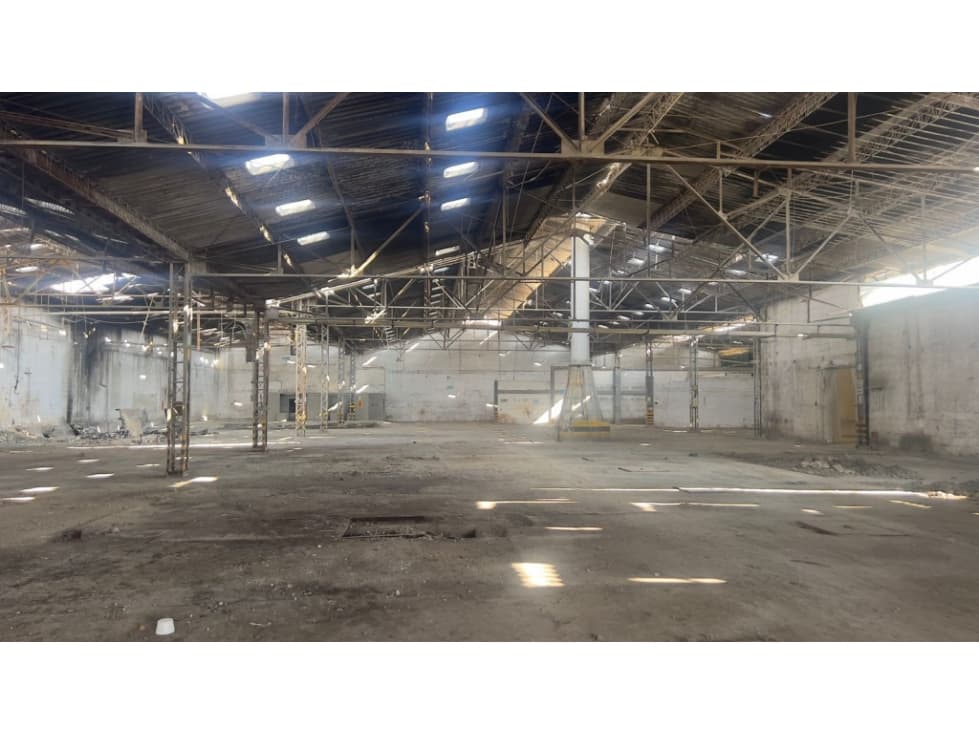 BODEGA EN ARRIENDO SECTOR SOACHA - 1