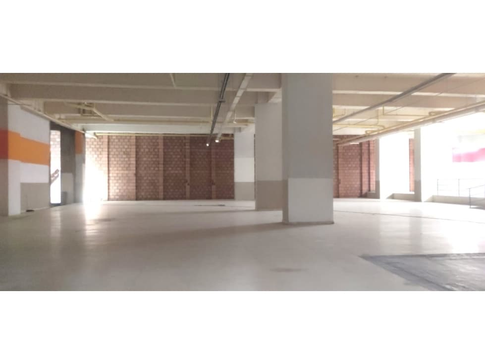 LOCAL COMERCIAL EN ARRIENDO - VILLAVICENCIO - 1