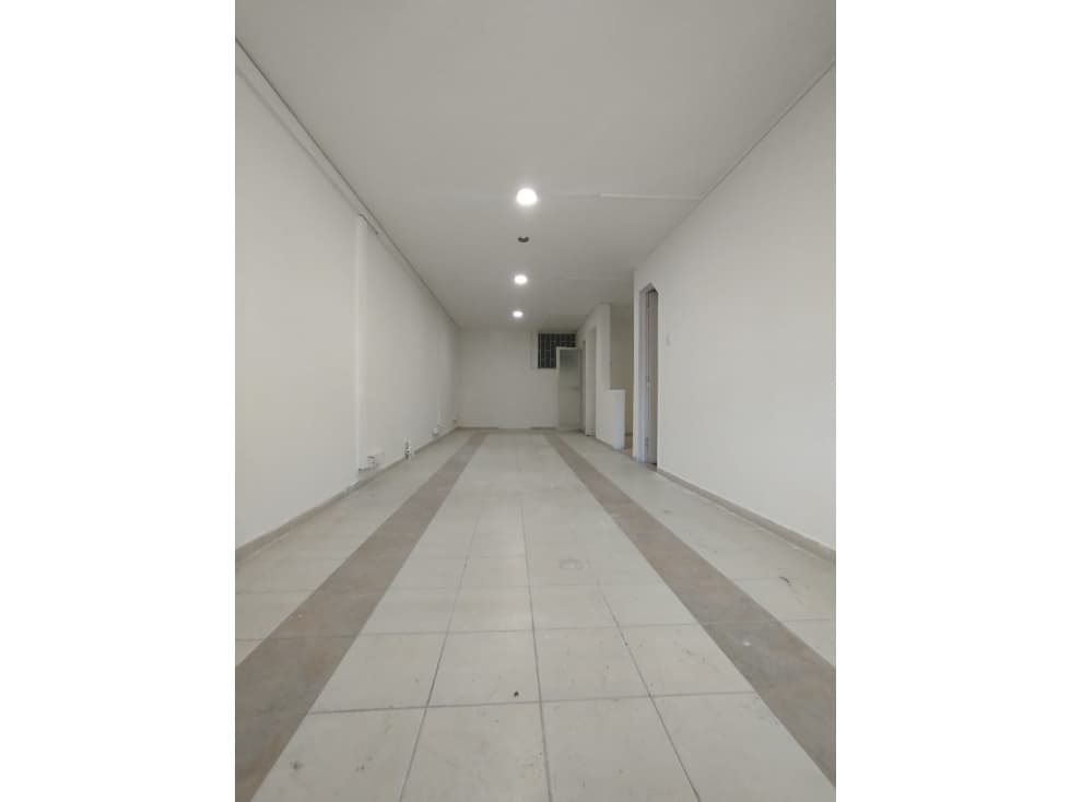 OFICINA CON LOCAL EN ARRIENDO, VILLAVICENCIO - 1