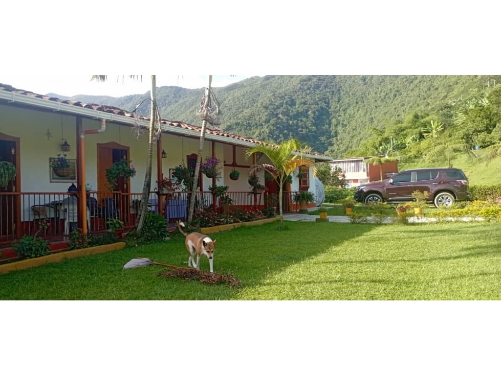 Venta o Permuta Hermosa Finca Cafetera en Santa Bárbara - 1
