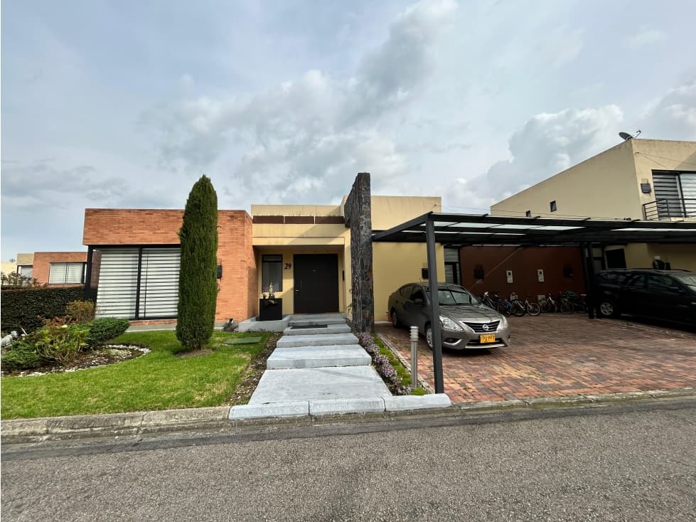 SE VENDE HERMOSA CASA CONJ PALO E`MONTE COTA - CÒDIGO 1413 - 1