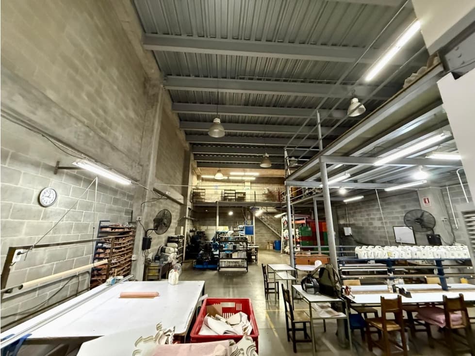 Se Vende Bodega en Itagüí - 1
