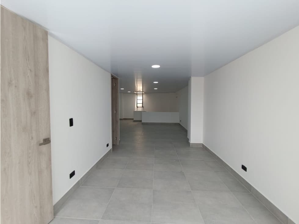 Oficina en arriendo, Llano grande - 1