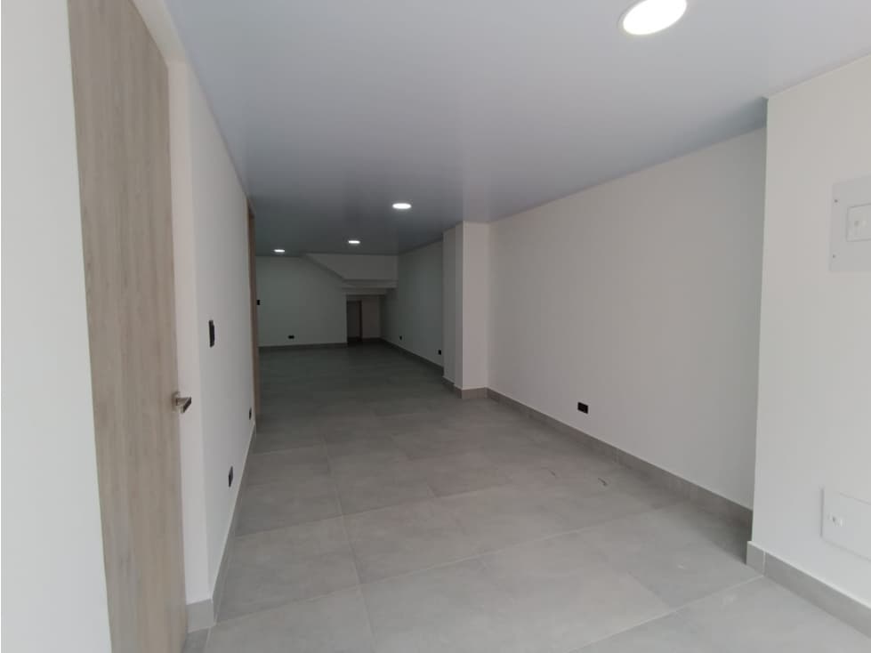 Oficina en arriendo, Llano grande - 1