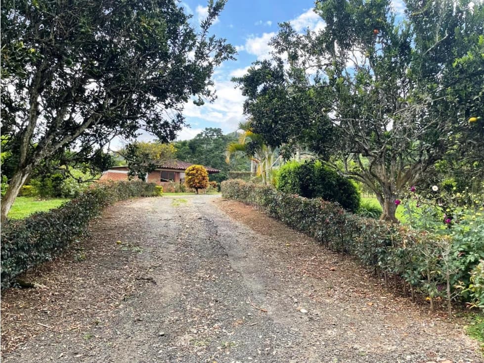 VENTA CASA CAMPESTRE RESTREPO VALLE - 1