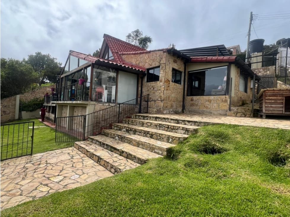 VENTA DE CASA EN LA CALERA - 1