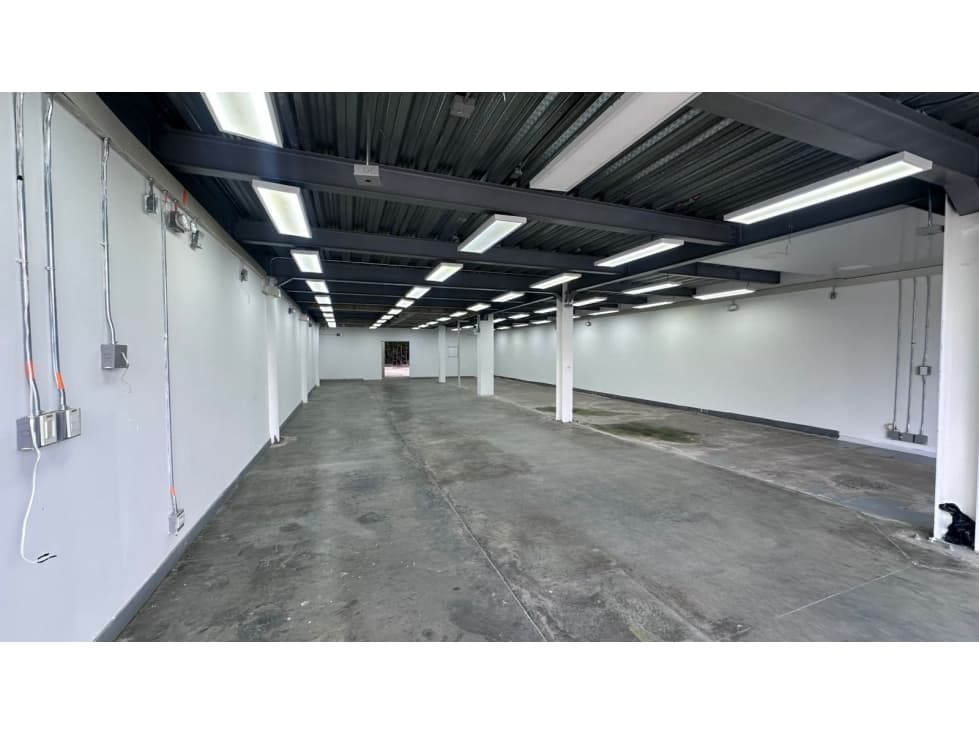 Local Llanogrande - 1