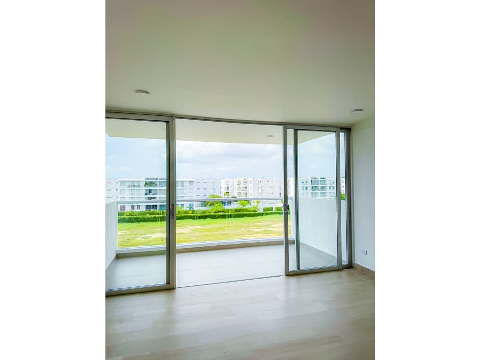 ARRIENDO APARTAMENTO PARA ESTRENAR EN SERENA DEL MAR - 1