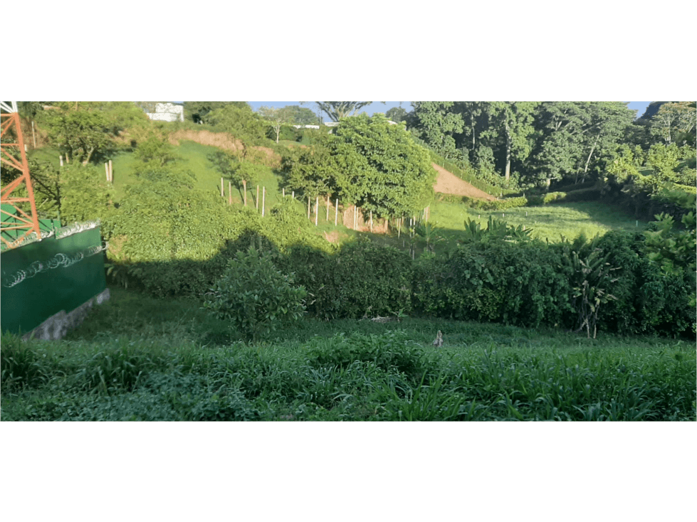 SE VENDE LOTE VIA EL EDEN - 1