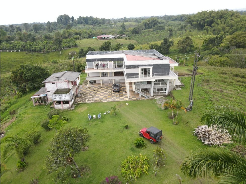 SE VENDE FINCA PROYECTO TURÍSTICO SECTOR VÍA CIRCASIA MONTENEGRO - 1