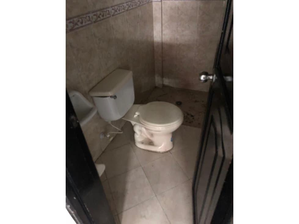 VENDO LOCAL EN EL CENTRO $170.000.000 - 1