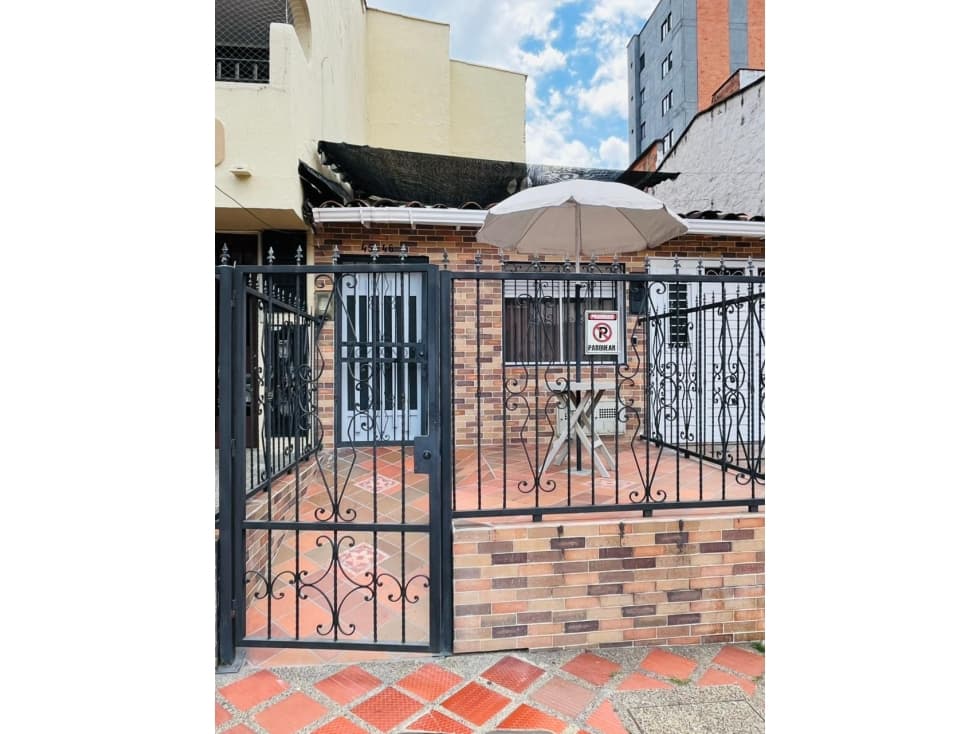 Arriendo Apartaestudio Amoblado La Floresta, Medellin - 1