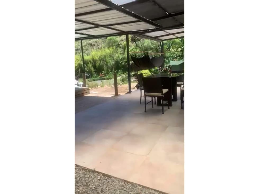 Venta Propiedad Comercial El Peñol Guatapé - 1