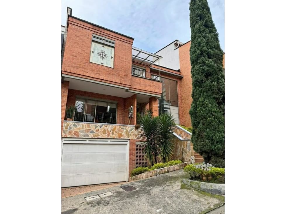 CASA CAMPESTRE EN VENTA EN SABANETA - LOMA DE SAN JOSE - 1