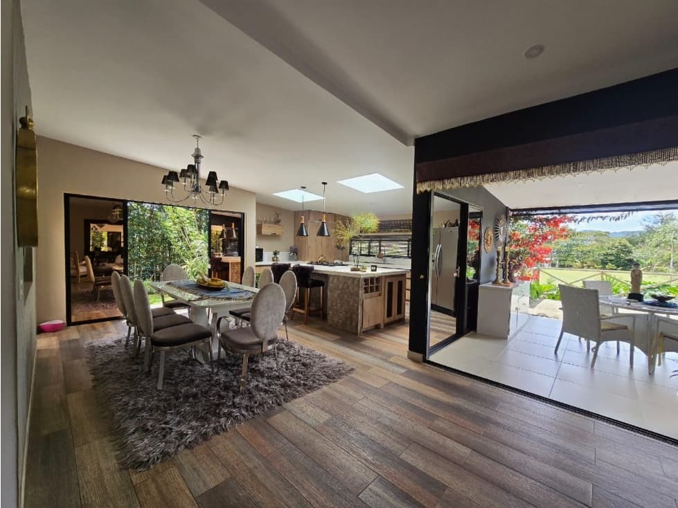 Se Vende Hermosa Casa Campestre en La Ceja 3.860 mts - 1