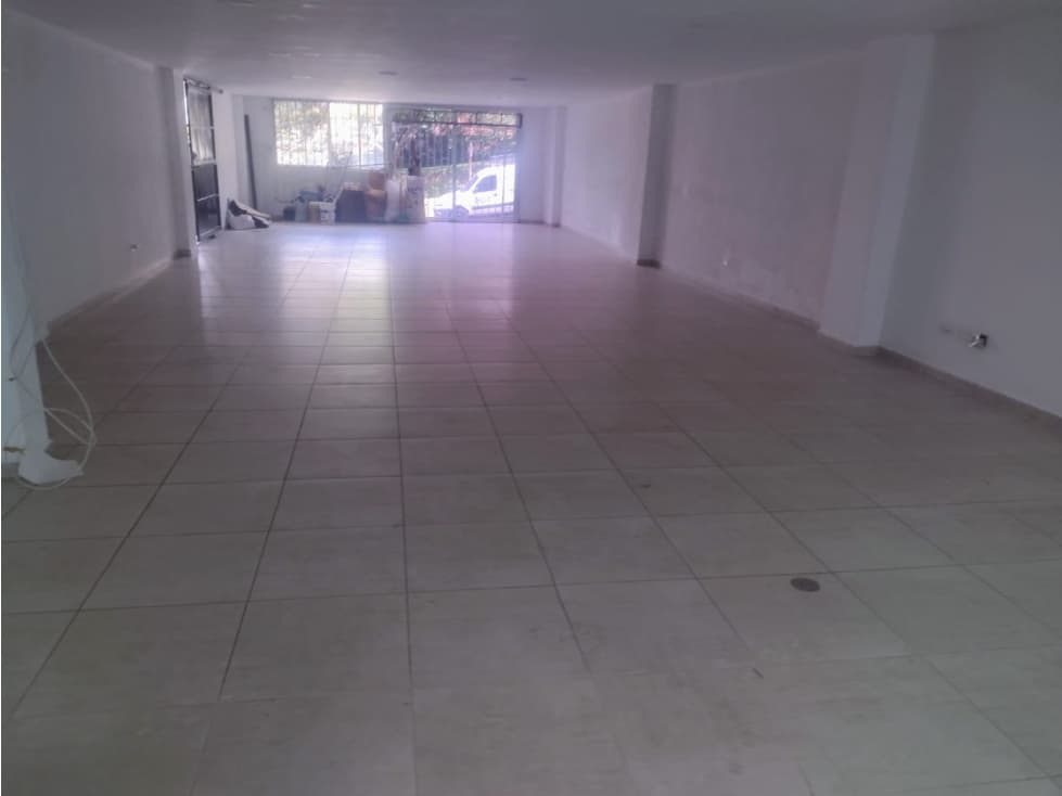 VENTA O RENTA DE LOCAL EN LA ESTRELLA A DOS CUADRAS DEL PARQUE - 1