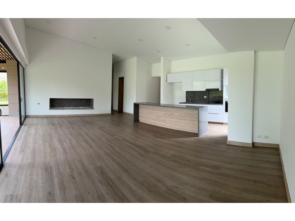 casa para estrenar en llanogrande unidad cerrada - 1