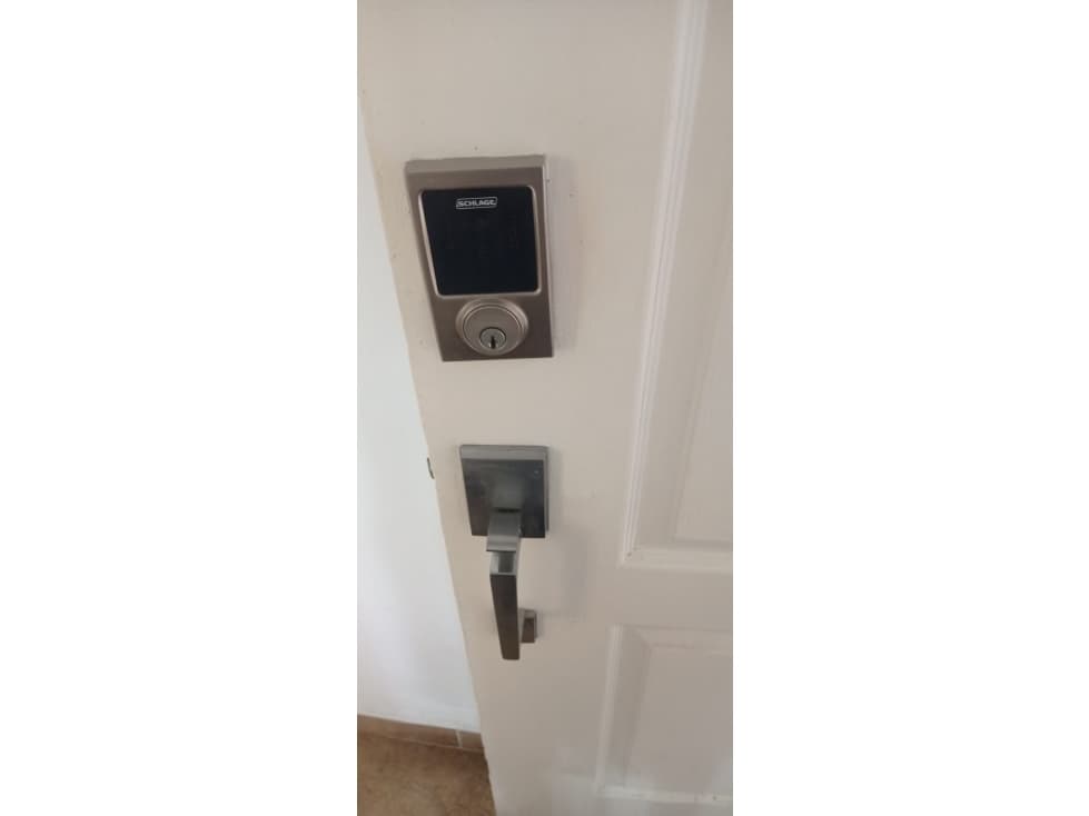 Apto en Neiva en excelente sector de la ciudad - 1