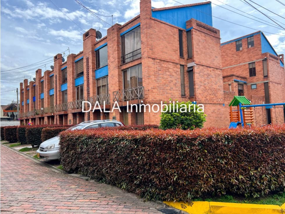 SE VENDE CASA EN EL SECTOR RIO FRIO CHIA - 1