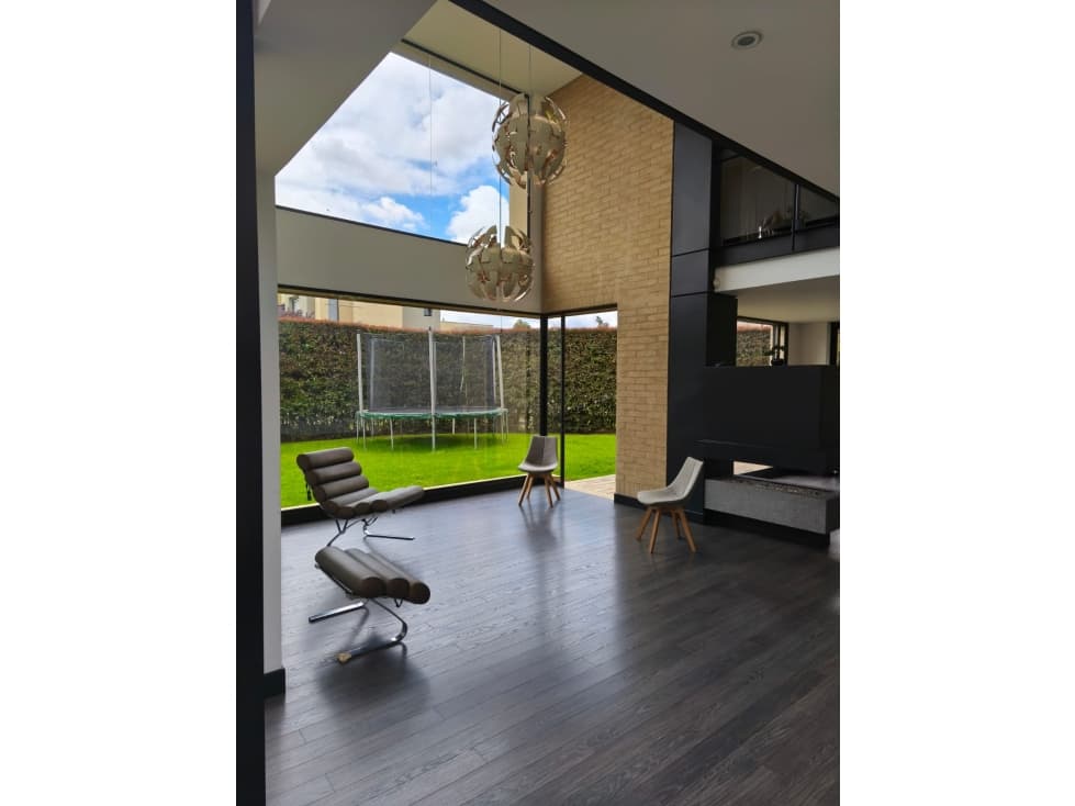 Casa Campestre en conjunto con Club House - 1