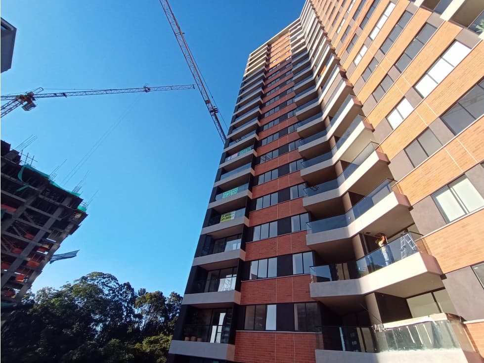 ARRIENDO APARTAMENTO PISO 22 EN UNIDAD CERRADA CON PANORAMICA - 1