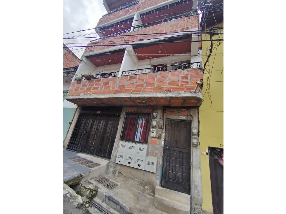 EXCELENTE APARTAMENTO EN ARRIENDO SECTOR ENCISO - 1