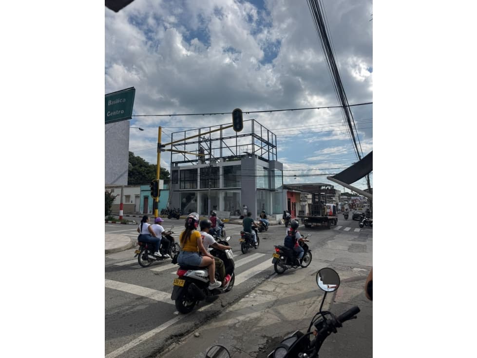 ALQUILO LOCAL BUGA - VALLE - 1