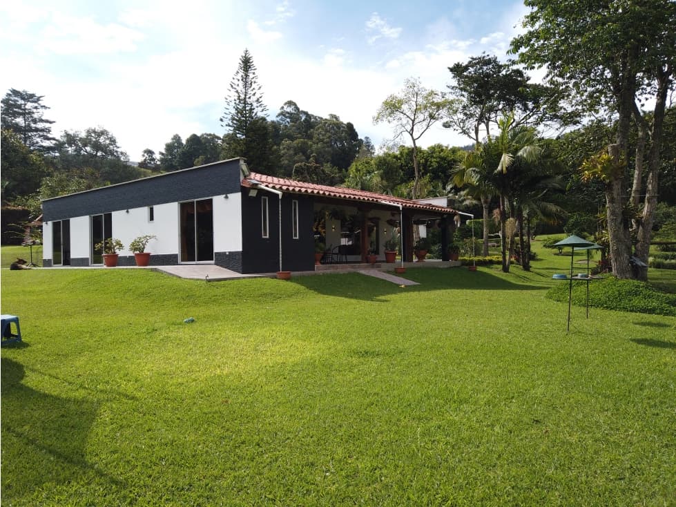 VENTA FINCA 4100 mts2 EN LA CEJA SECTOR EL TAMBO - 1