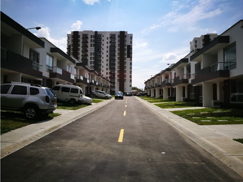 CASA EN VENTA EN BAMBÚ DOSQUEBRADAS - 1