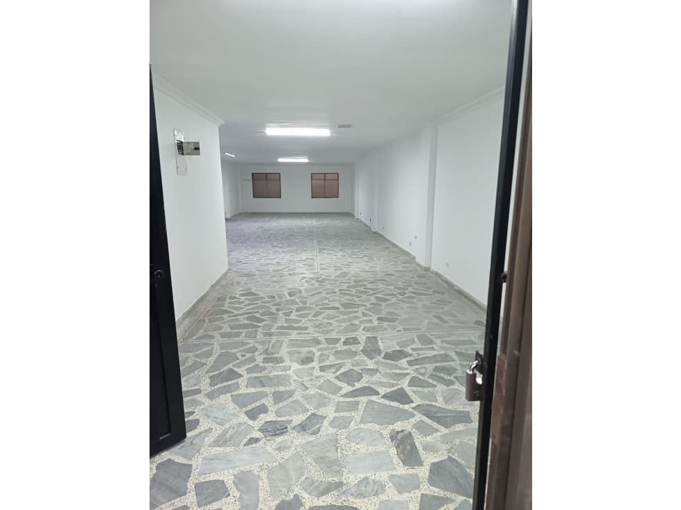 LOCAL EN ARRIENDO SAN ISIDRO - 1